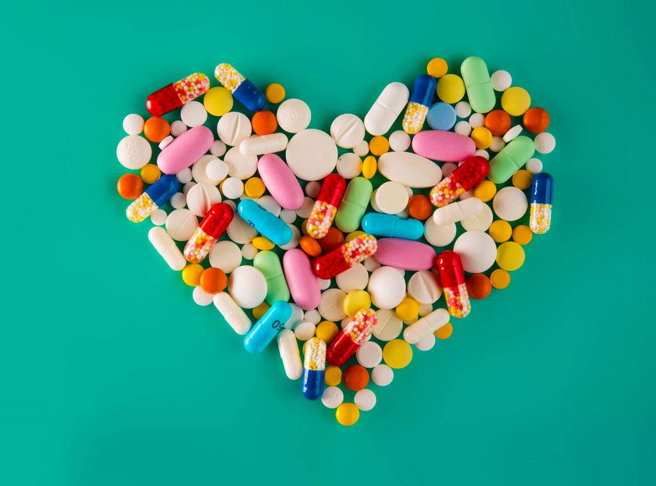 Інгібітори PCSK9 та езетиміб зі статинами або без них для зниження серцево-судинного ризику